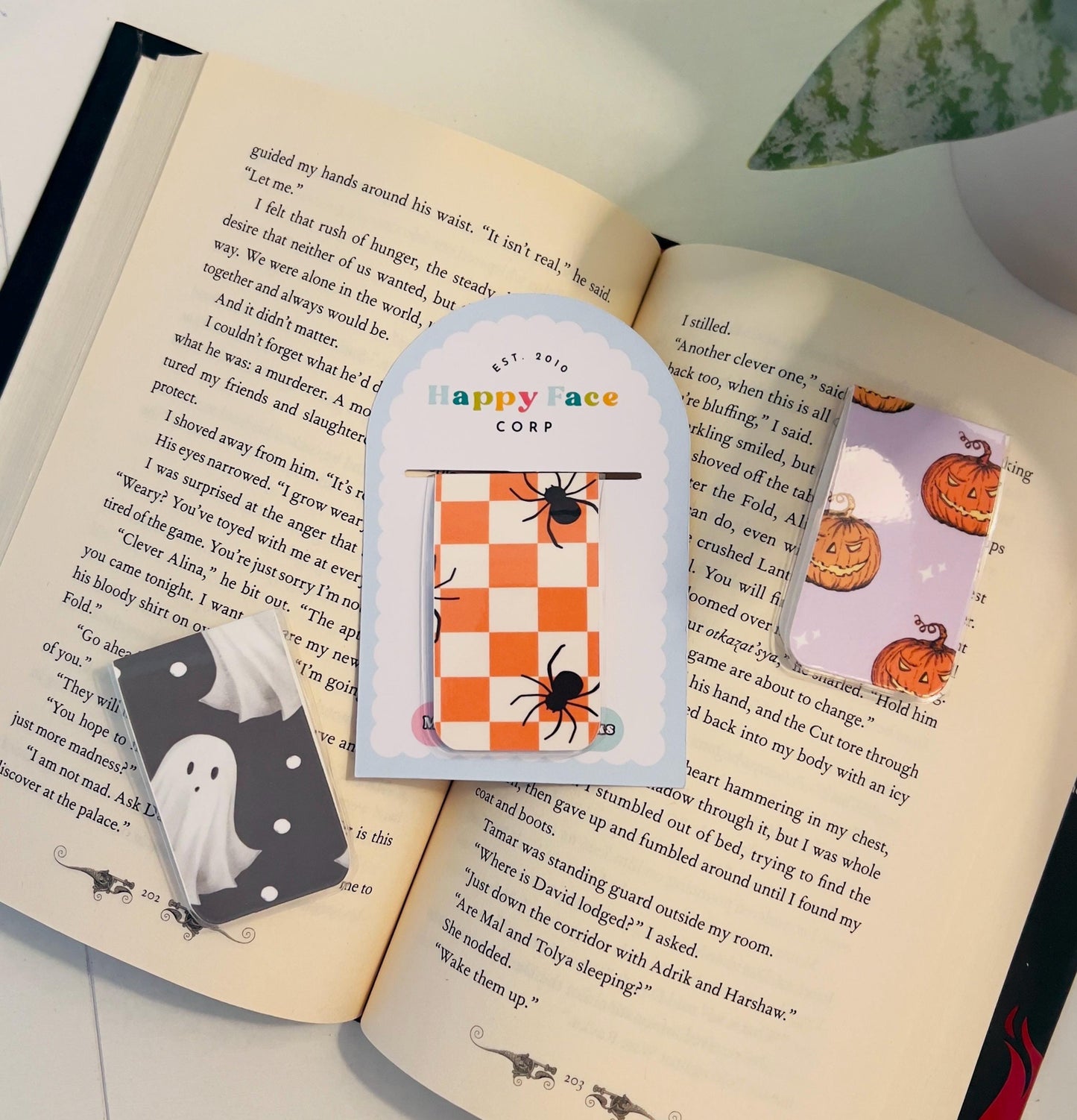Retro Pumpkin Halloween Magnetic Bookmark